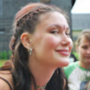 Meet your Posher, Adrienne